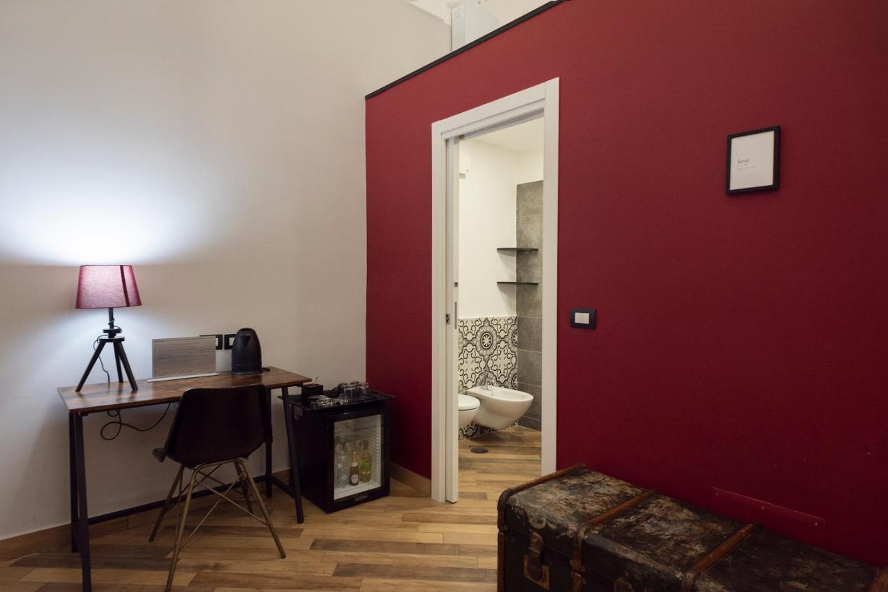 Tredici Boutique Rooms Napoli Ngoại thất bức ảnh