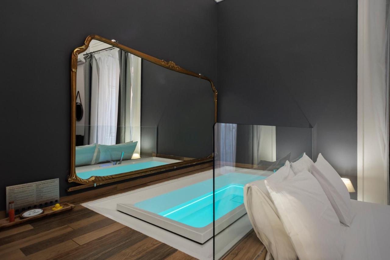 Tredici Boutique Rooms Napoli Ngoại thất bức ảnh