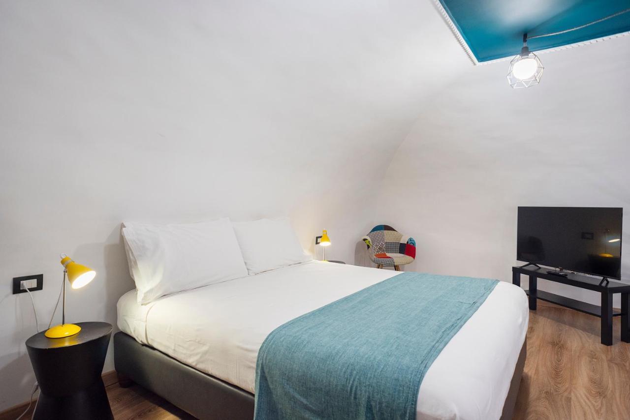 Tredici Boutique Rooms Napoli Ngoại thất bức ảnh