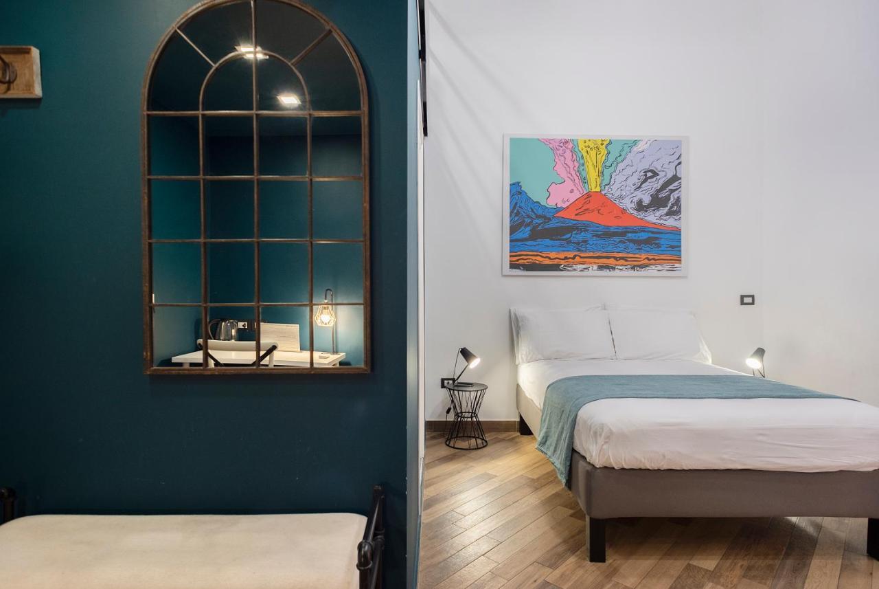 Tredici Boutique Rooms Napoli Ngoại thất bức ảnh