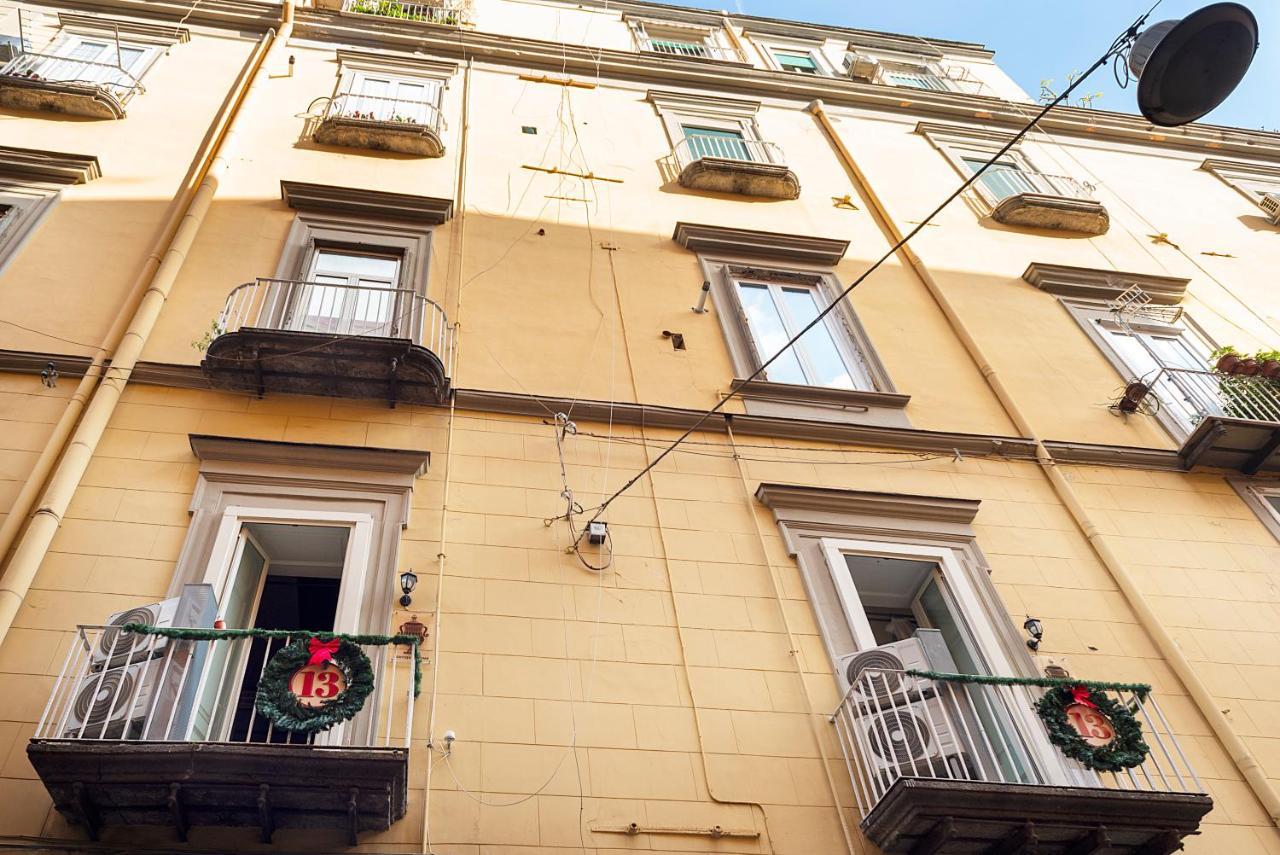 Tredici Boutique Rooms Napoli Ngoại thất bức ảnh